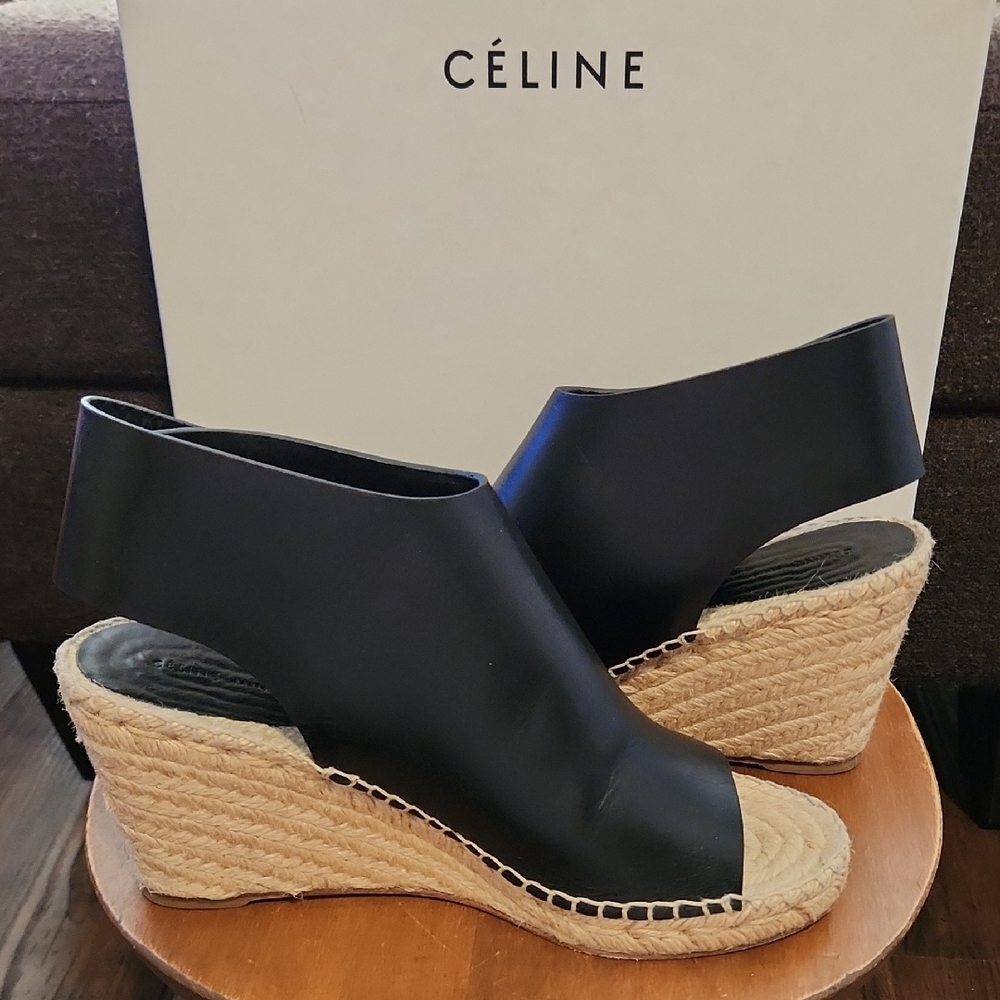 CELINE PARIS Black Leather Espadrille Wedges Open Toe In sz 39/9